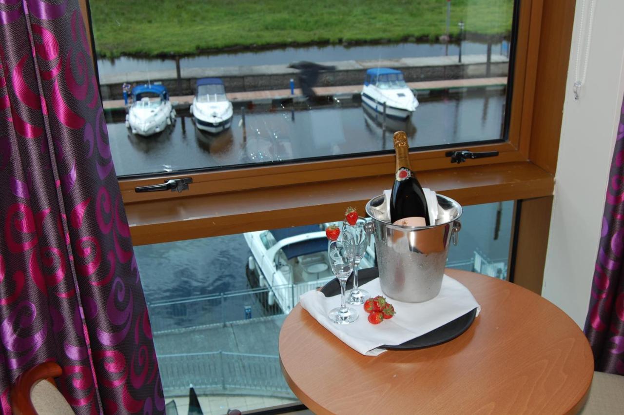 Leitrim Marina Hotel Carrick on Shannon Exterior foto